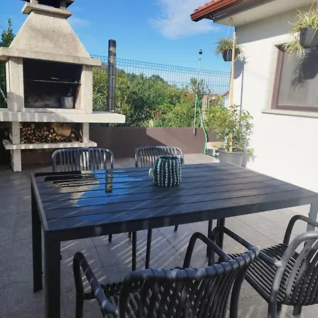 Acogedor Con Terraza Y Barbacoa 公寓 *